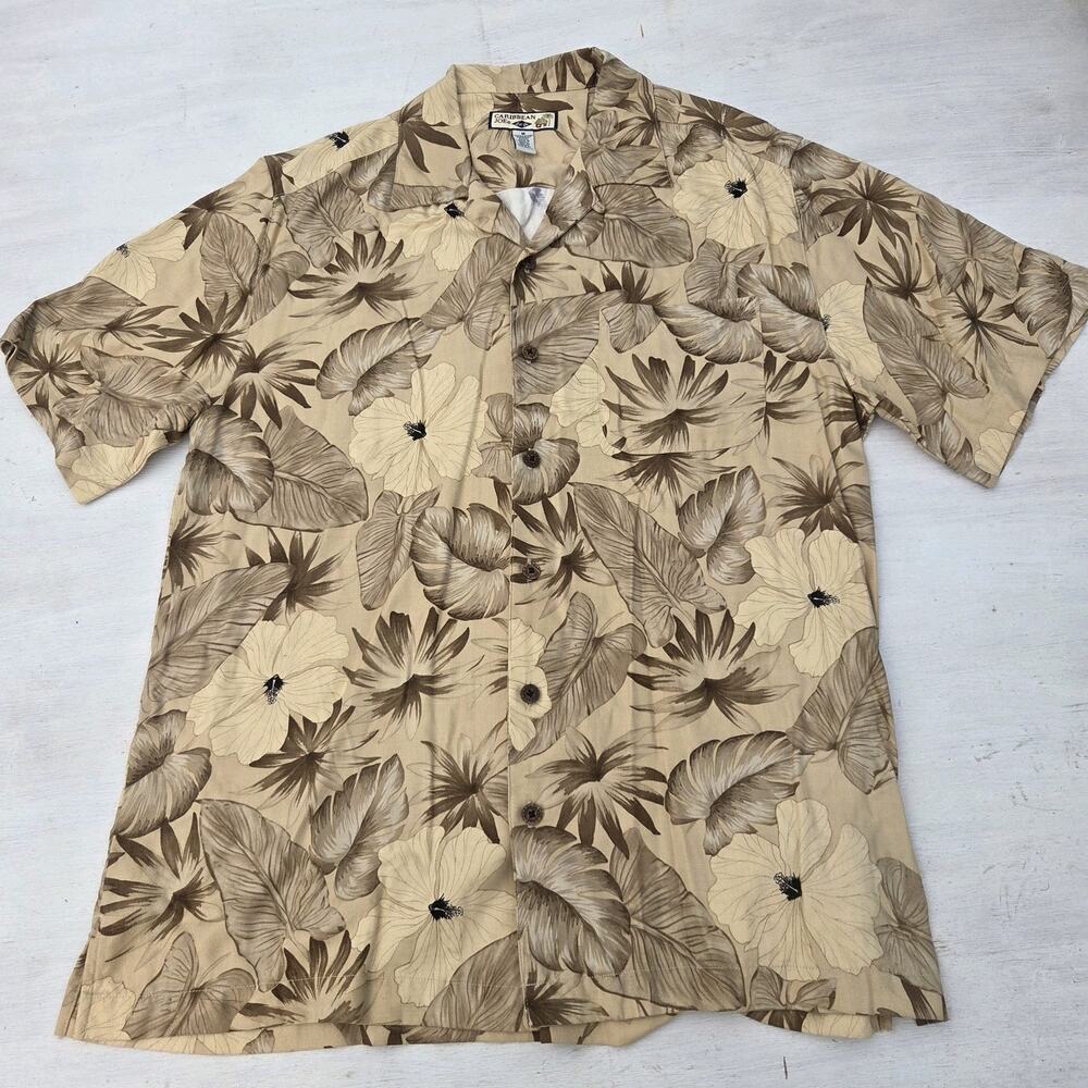 Caribbean Joe Let Go Hawaiian Shirt Mens M Button Up Floral Short Sleeve Aloha